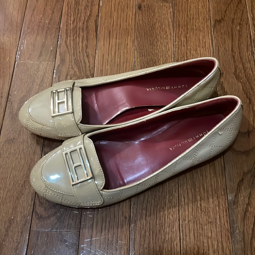 Tommy Hilfiger brand new flats